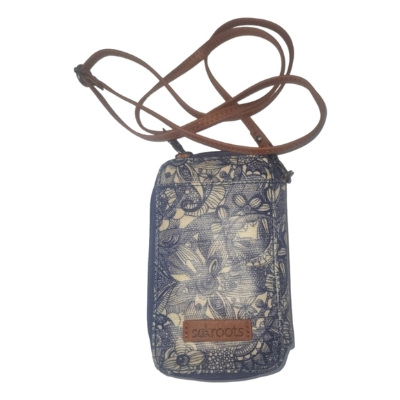 Sakroots Artist Circle Nature Smartphone Wallet Wristlet Crossbody - Picture 1 of 9